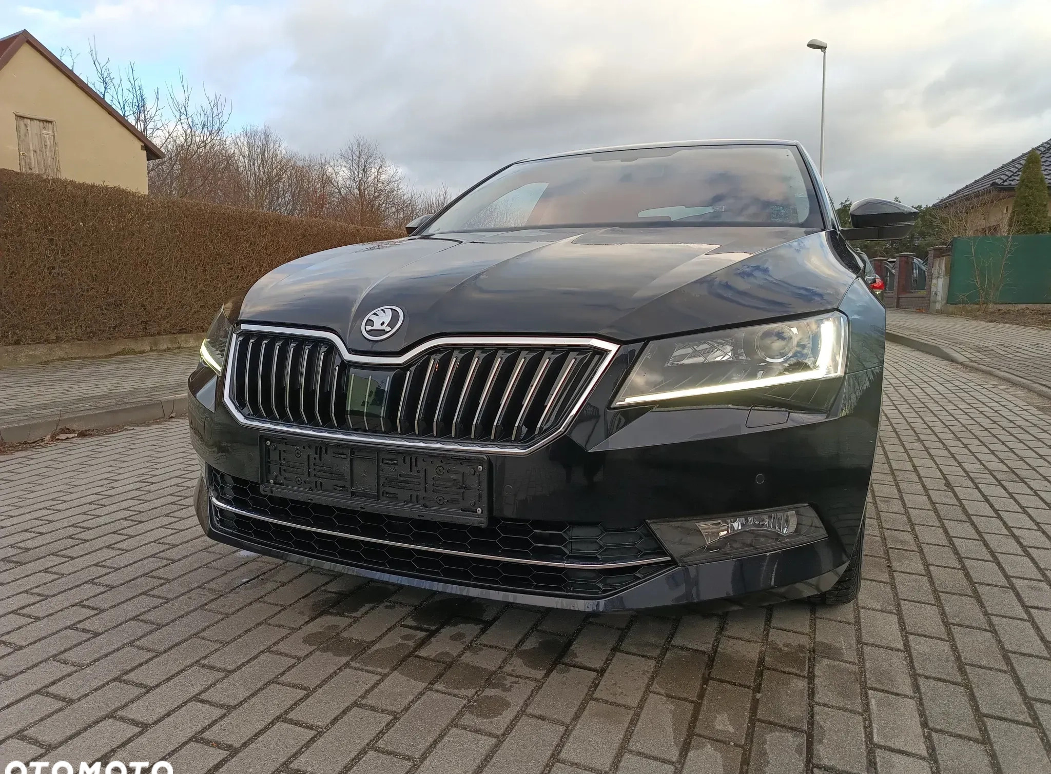 Skoda Superb cena 55900 przebieg: 136000, rok produkcji 2016 z Nysa małe 497